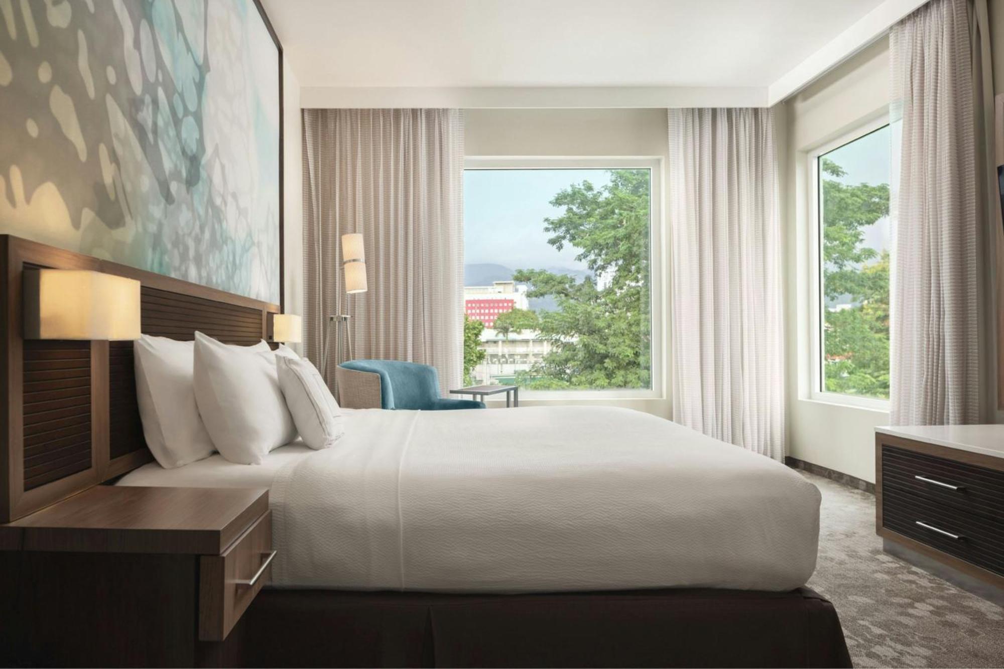 Courtyard By Marriott Kingston, Jamaica Hotel Kültér fotó